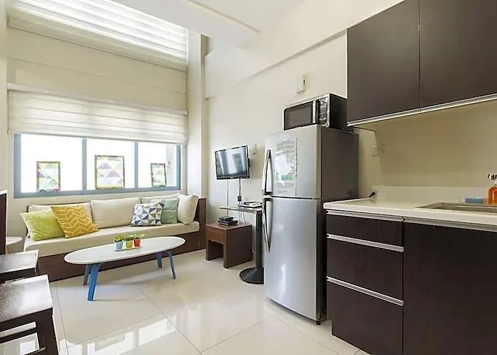 Short Ph - Makati Manila